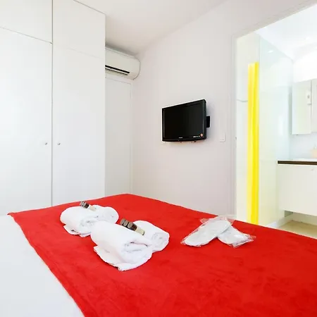 Archer De Palma Yourhosthelper Apartment Cannes