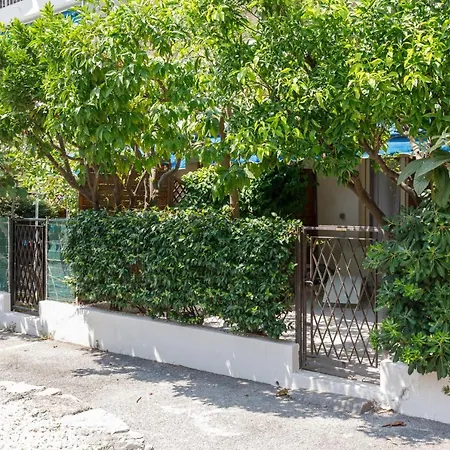 Apartment Archer De Palma Yourhosthelper *